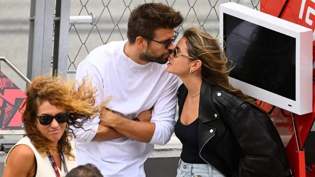 Gerard Piqué y Clara Chía ya no esconden su amor y se muestran muy enamorados