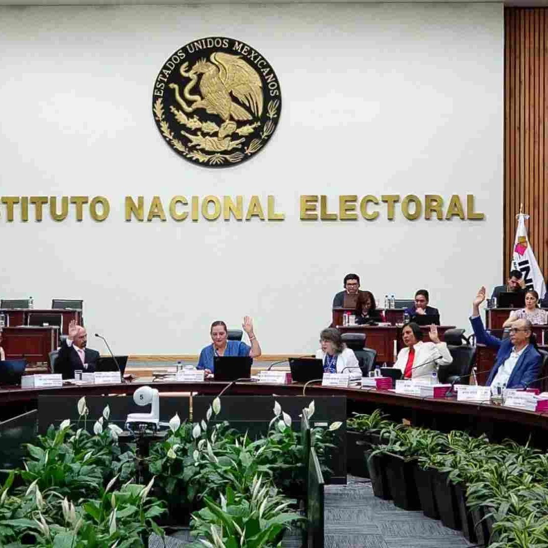 Sesión del INE