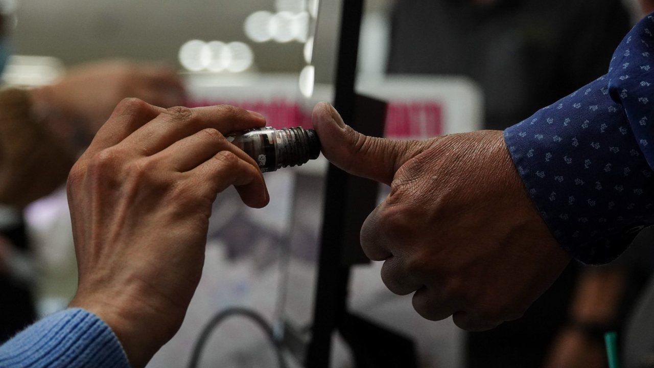 El INE dio a conocer los cargos que podrán elegir las y los mexicanos que voten en el extranjero durante las elecciones 2024. Conócelos aquí