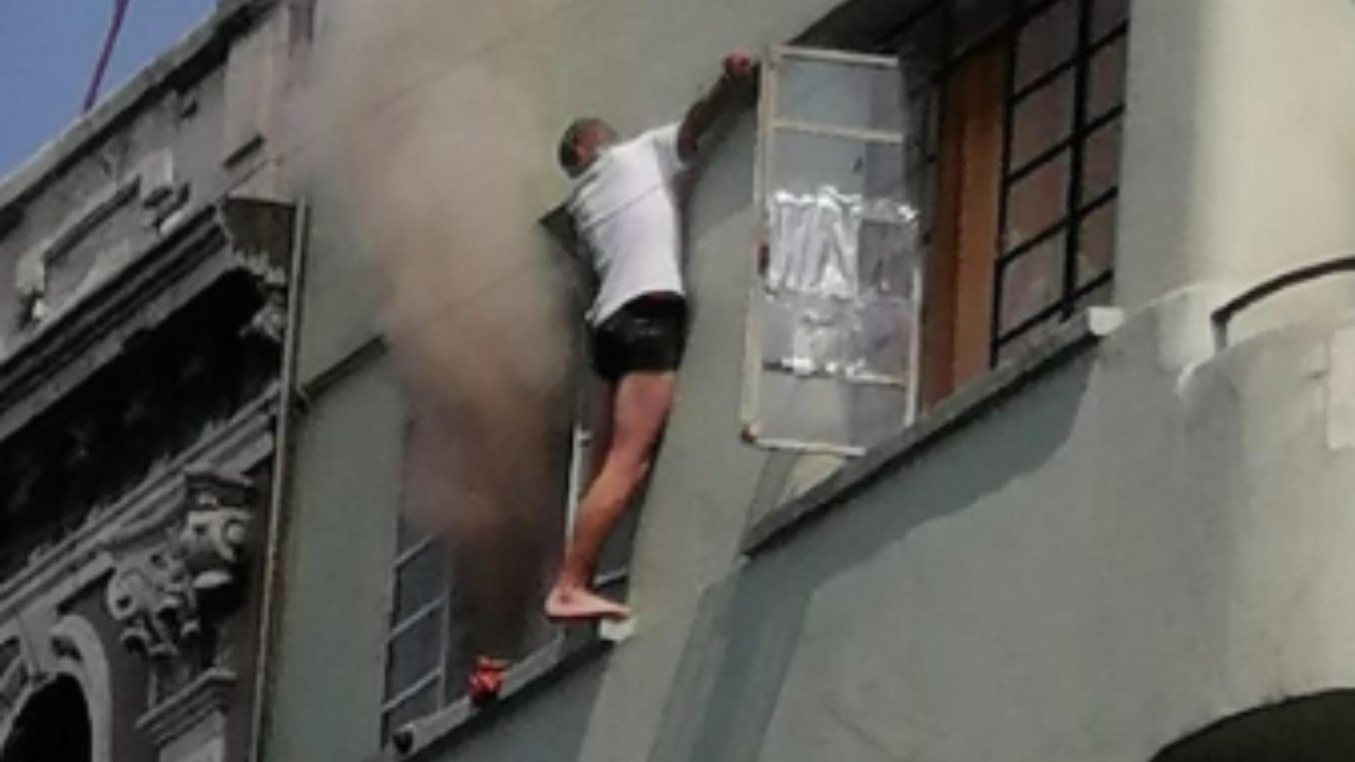 Hombre Cae de Tercer Piso al Escapar de Incendio en Centro Histórico de ...