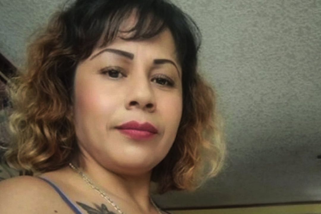 Mujer Exige Justicia por Presunto Engaño por Embarazo de Gemelos