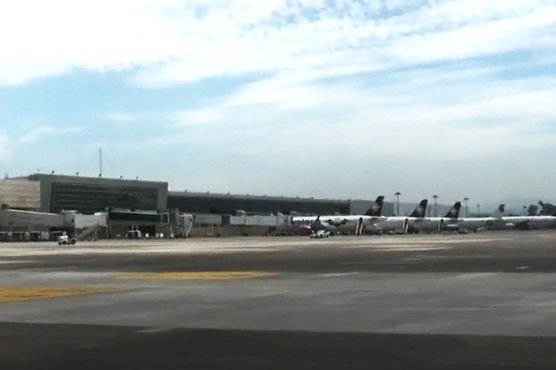 Así operan asaltantes de camiones de carga en el Aeropuerto de Guadalajara