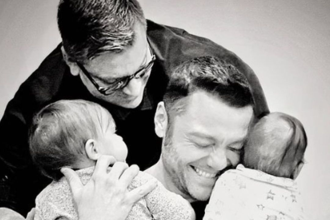 Tiziano Ferro se Asila, Cancela Gira Para Divorciarse de su Marido