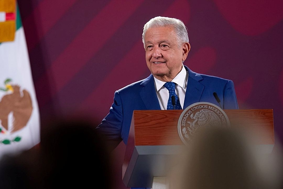 El presidente Andrés Manuel López Obrador presenta su mañanera desde Palacio Nacional