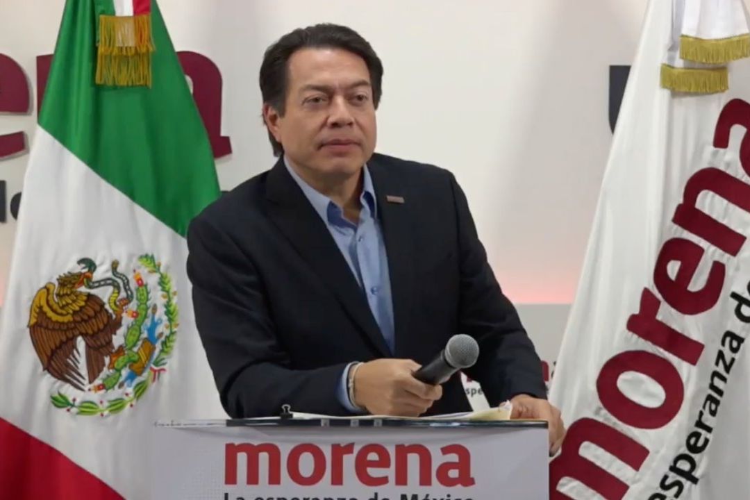 Mario Delgado, dirigente nacional de Morena, durante conferencia de prensa