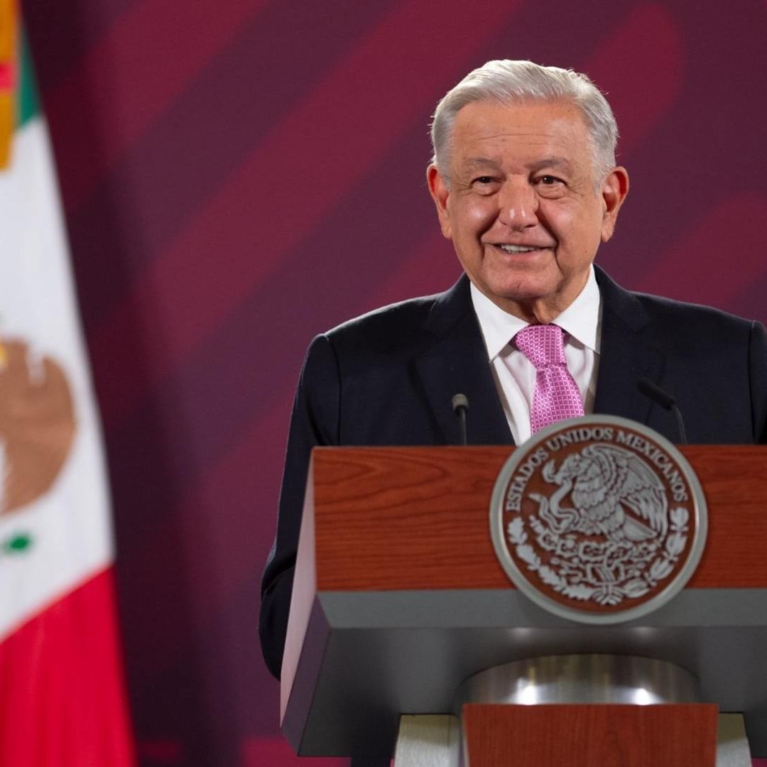 AMLO asegura que el Ejército entregó toda la información sobre el caso Ayotzinapa