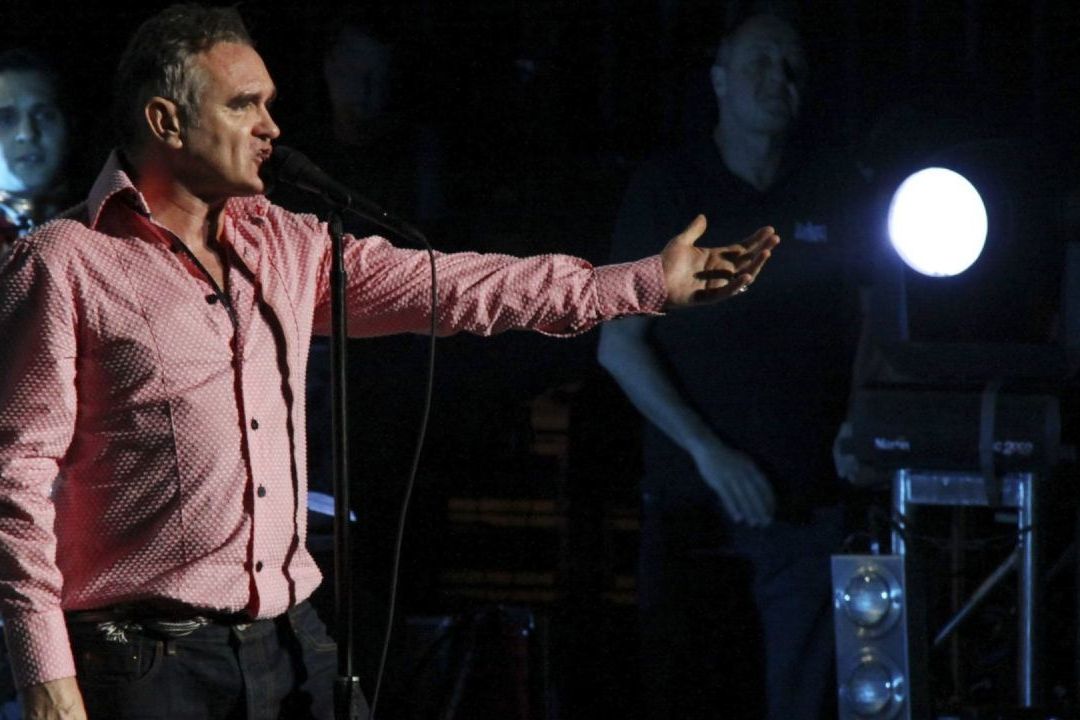 Morrisey Pospone Nuevamente su Concierto en CDMX; Anuncia Fecha para 2024