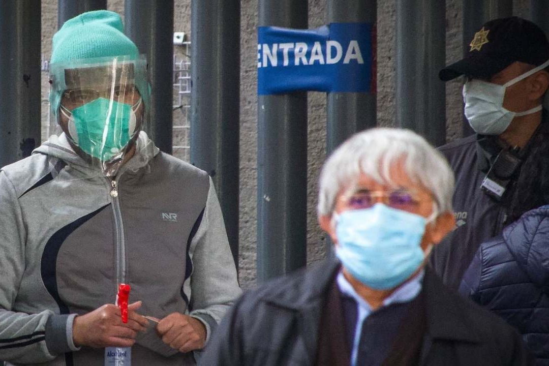 Las personas que sufren COVID-19 persistente presentan claras diferencias en la función inmunitaria y hormonal