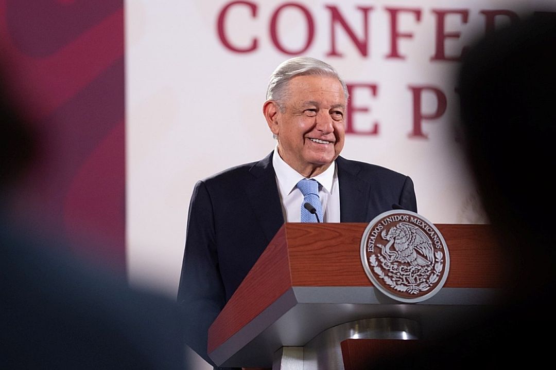 El presidente Andrés Manuel López Obrador presenta su mañanera desde Palacio Nacional
