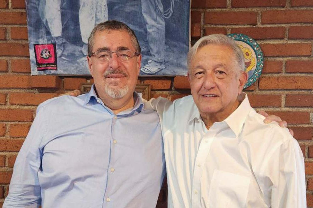 El presidente electo, de 64 años, ganó la presidencia el 20 de agosto con su partido, el Movimiento Semilla, al conseguir 2.5 millones de votos