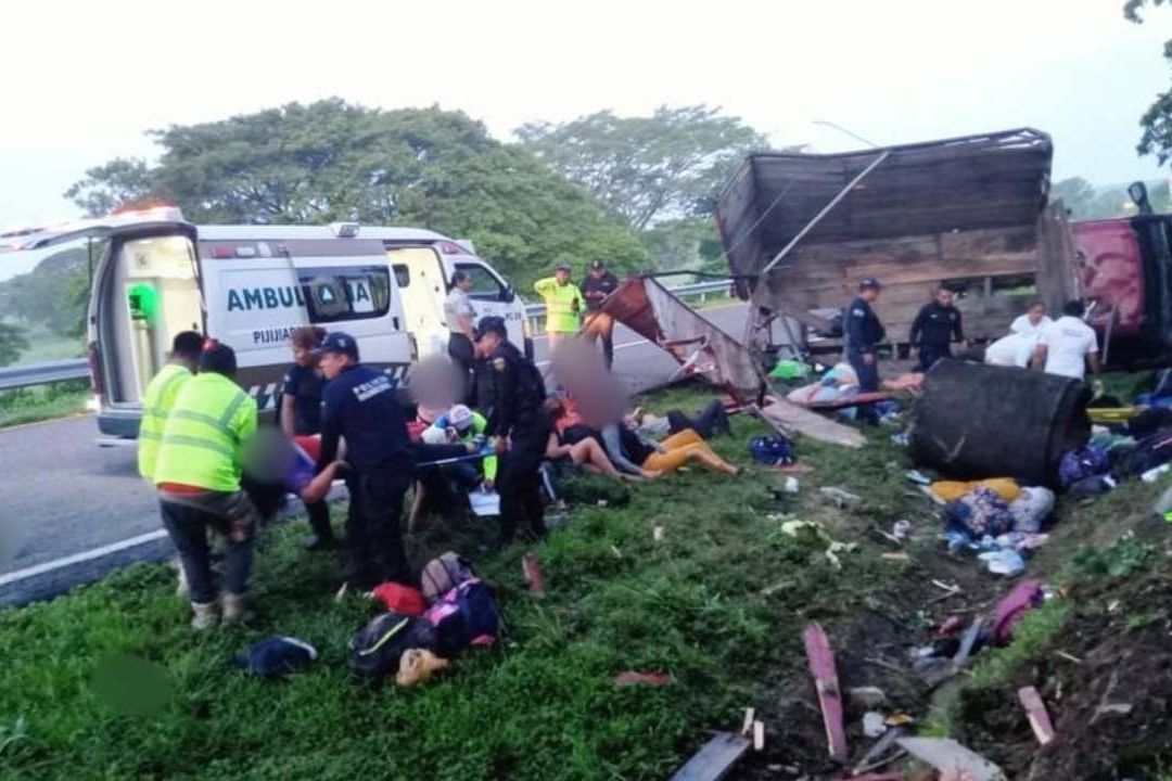 Accidente de Camión en Chiapas Deja Al Menos 10 Migrantes Muertos y 25 Heridos