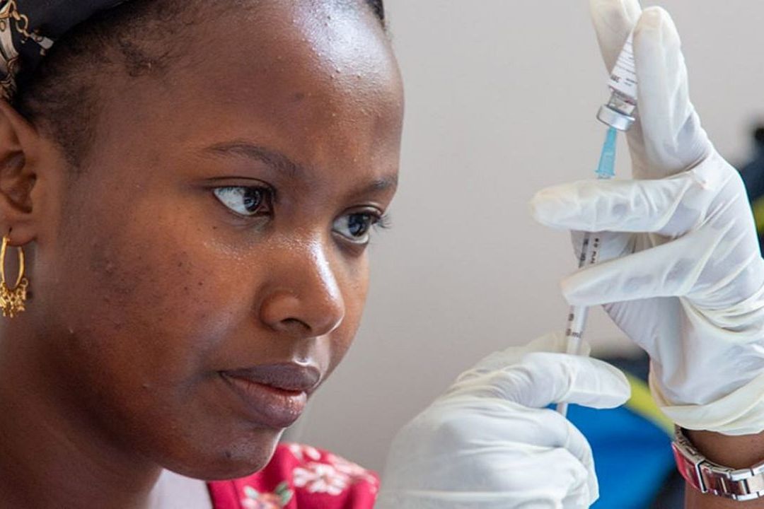 OMS avala uso de nueva vacuna contra la malaria