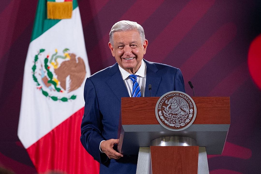 El presidente Andrés Manuel López Obrador presenta su mañanera desde Palacio Nacional