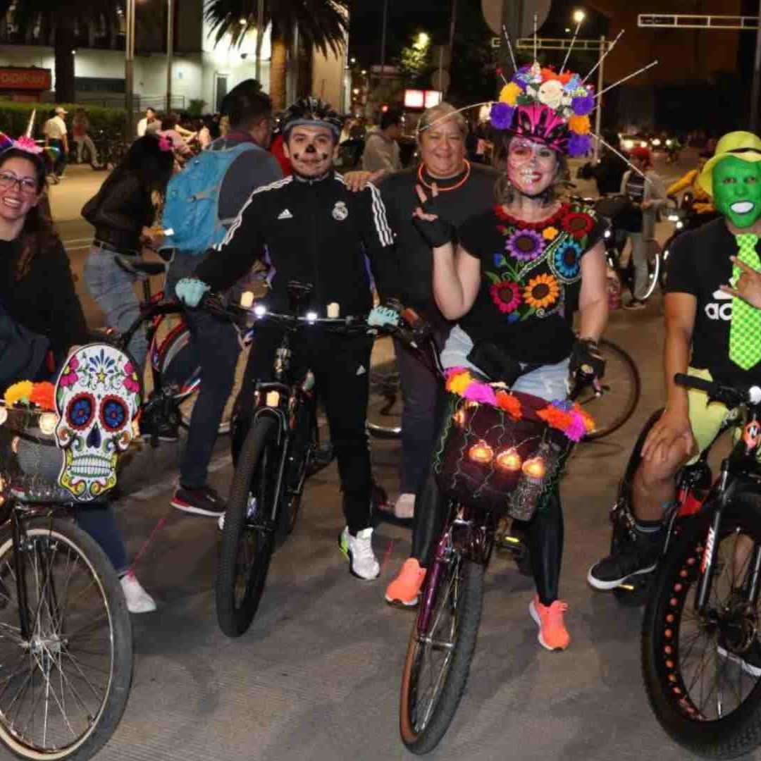 Paseo Nocturno por Día de Muertos 2023 en CDMX