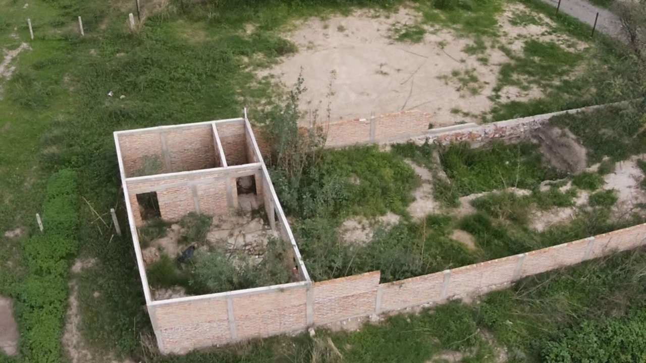 Aseguramiento de una finca presuntamente relacionada con la desaparición de cinco jóvenes en el municipio de Lagos de Moreno, Jalisco. Foto: Cuartoscuro