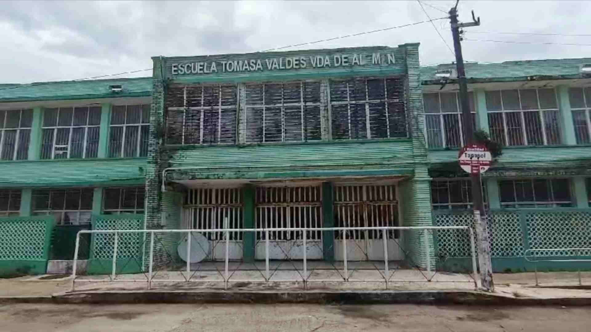 Demolerán escuela primaria Artículo 123 en Coatzacoalcos