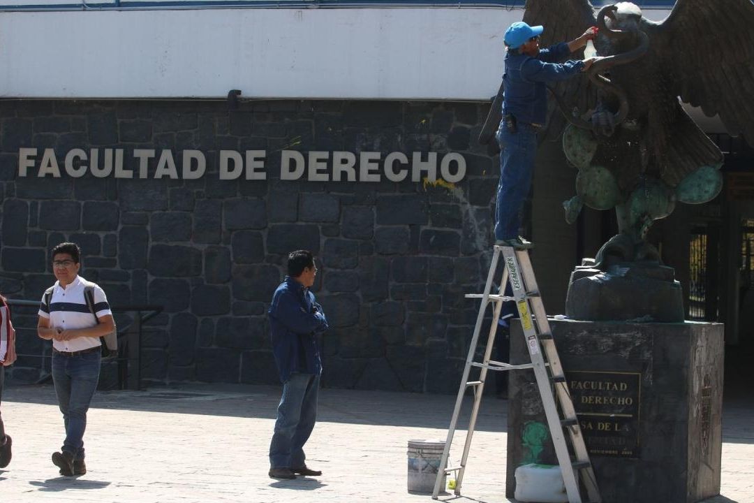 La Facultad de Derecho de la UNAM suspendió las clases por la inconformidad de los alumnos sobre la fumigación