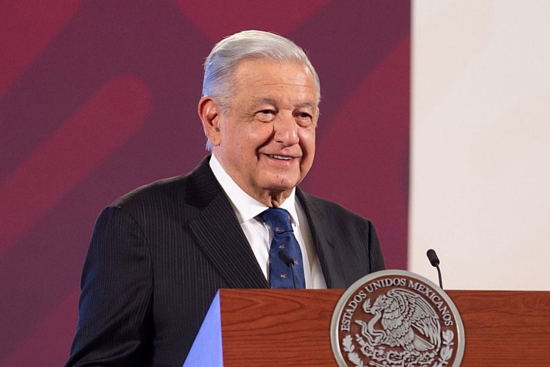 El presidente Andrés Manuel López Obrador presenta su mañanera desde Palacio Nacional