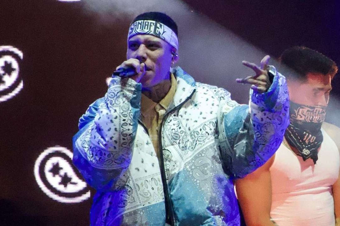 Todo esto ocurre después de que otros artistas como Peso Pluma y Fuerza Regida han cancelado sus presentaciones en Tijuana después de presuntas amenazas