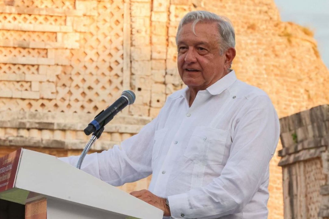 AMLO Asegura que Tren Maya Dará Vida al Sureste por un Siglo