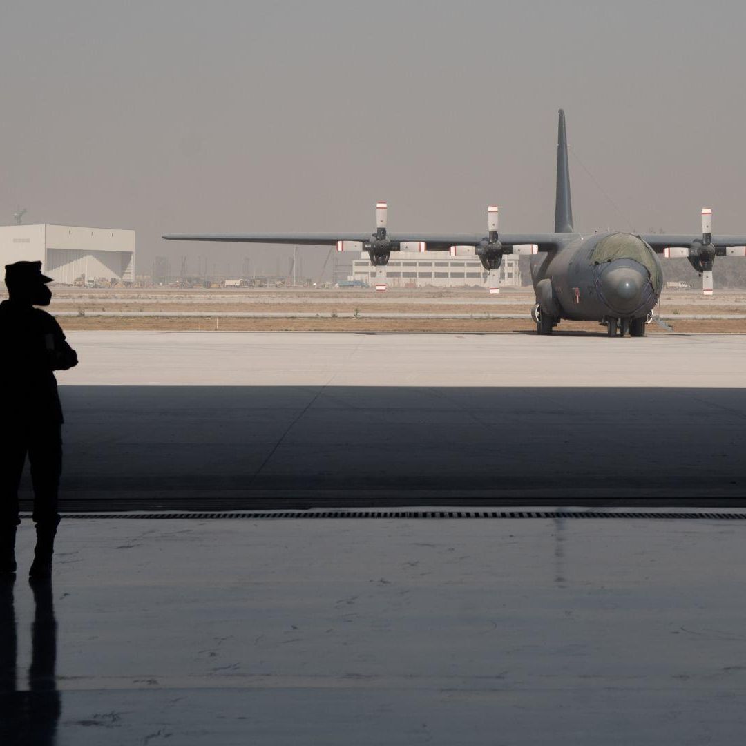 Avión de la Fuerza Aérea Militar en Santa Lucía, en enero de 2021.