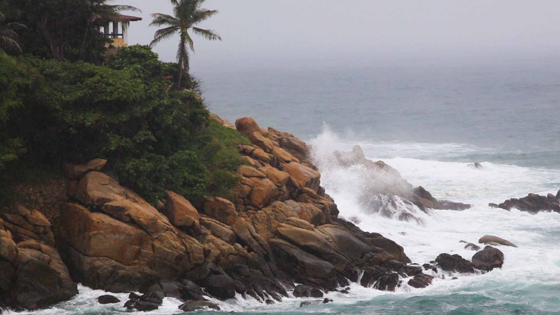 Afectacione por Max en Acapulco, Guerrero
