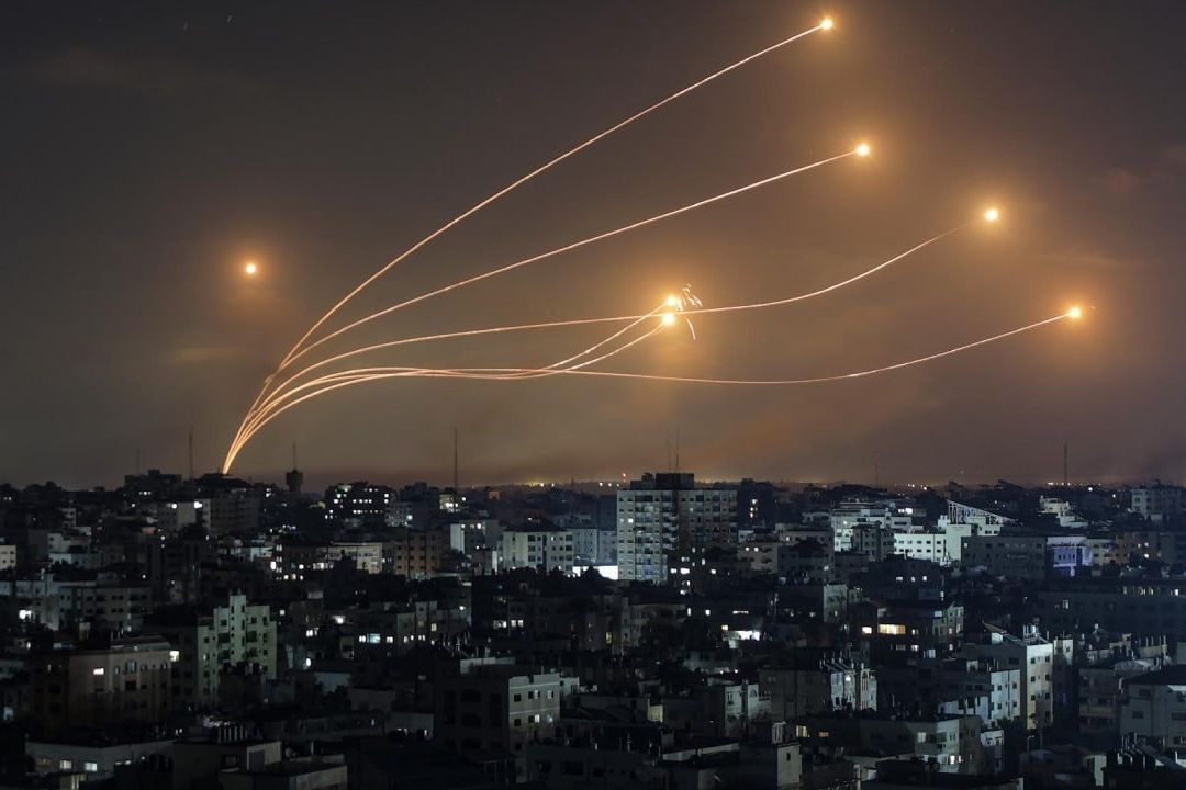 Suman 1300 Muertos en Israel y 1354 Palestinos en Gaza