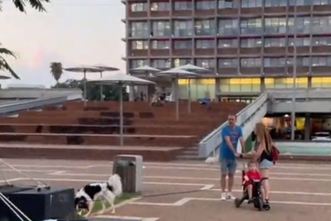 Tel Aviv, Convertida en una Ciudad Fantasma