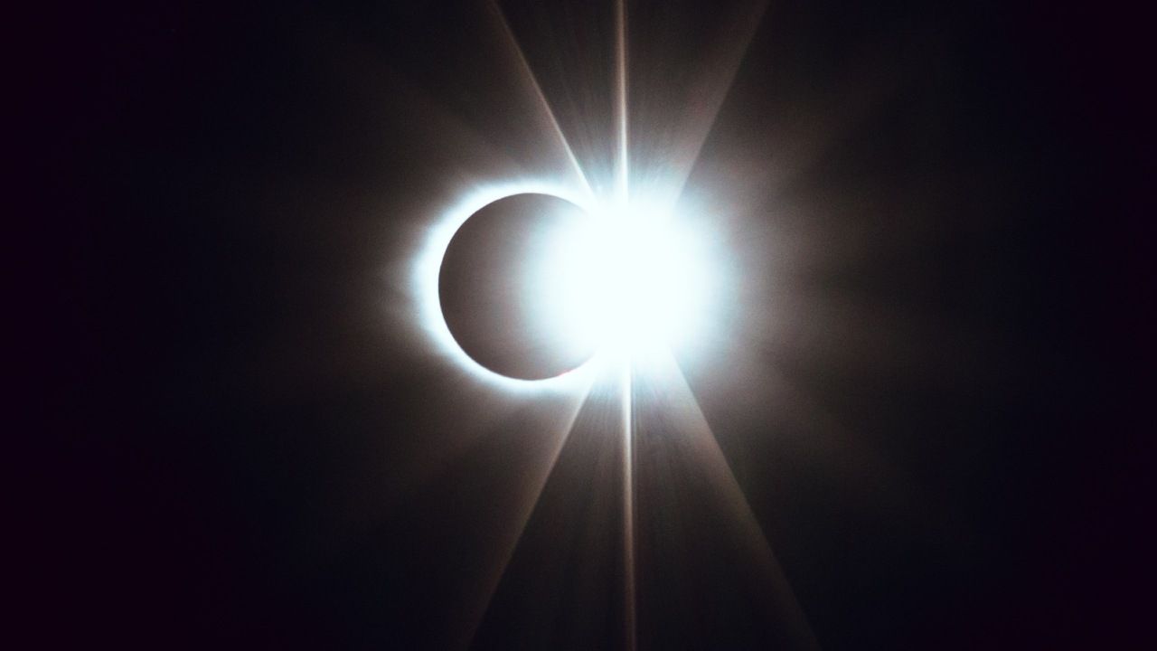 Checa cuándo fue el último eclipse solar anular, total y parcial en México