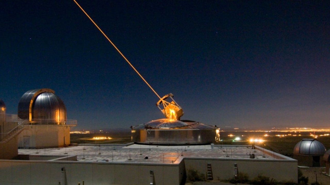 Checa cómo funciona el rayo láser de hierro de Israel en la Guerra 2023