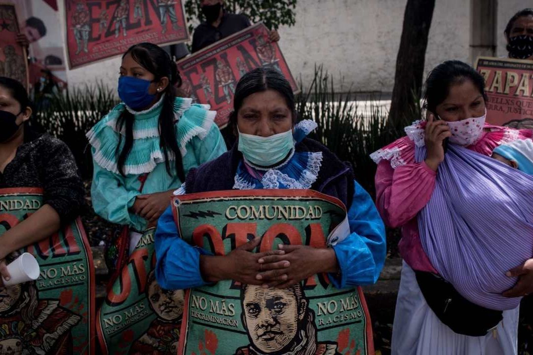 Indígenas otomíes bloquean la Avenida México-Coyoacán