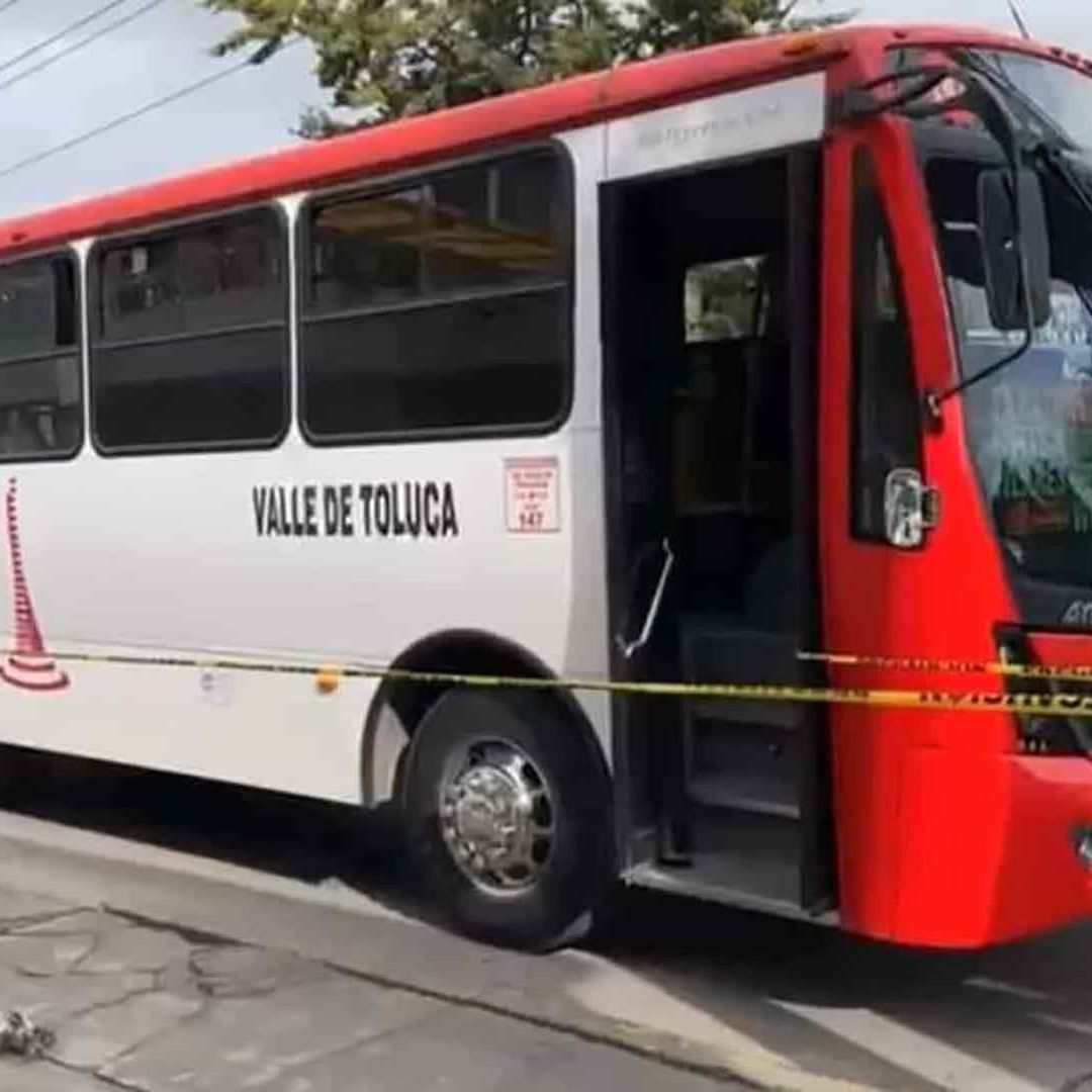 El autobús de pasajeros se dirigía hacia San Mateo Atenco