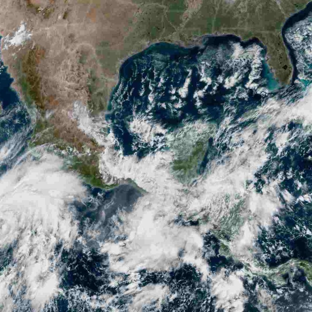 La tormenta tropical ‘Norma’ se localiza frente a costas de México en el Océano Pacífico