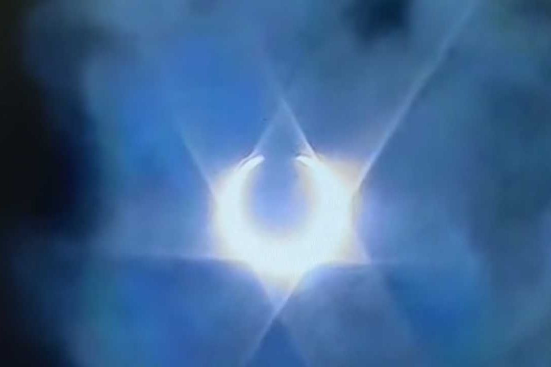 Testigos ven estrella de David y media luna musulmana en eclipse