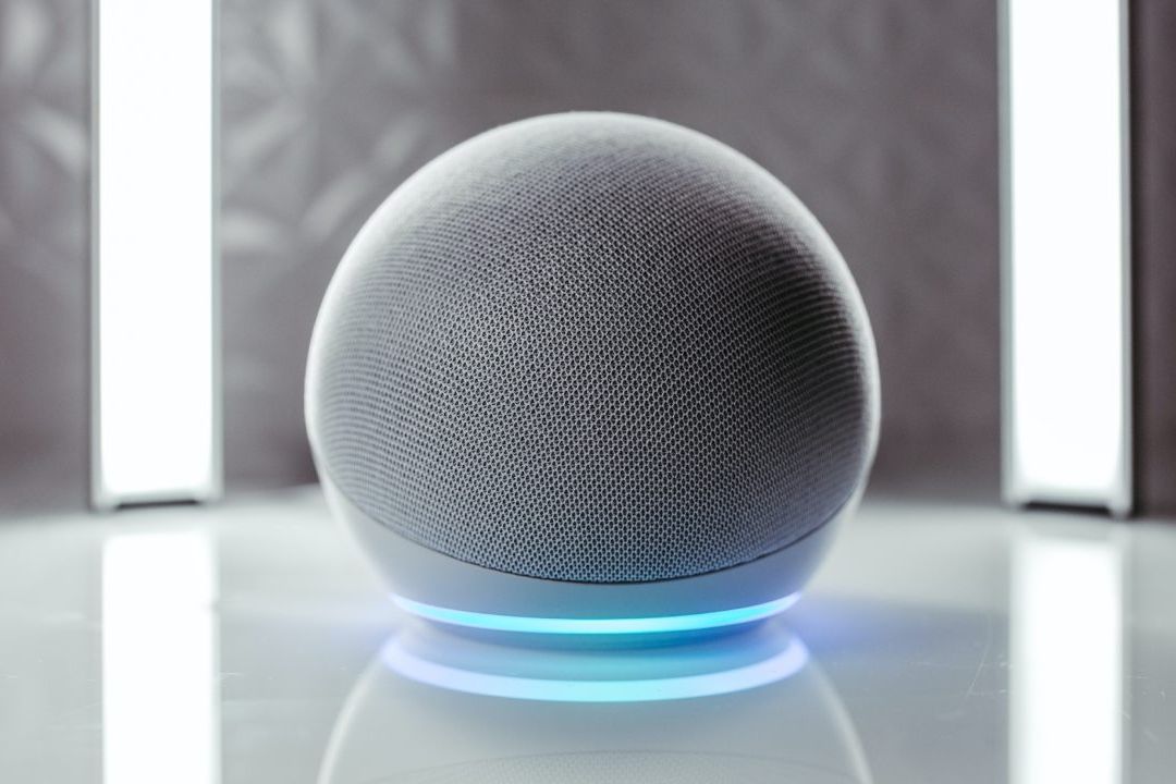 Alexa, Mi Casa me Da Miedo: La Tendencia de Halloween que Está Causando Terror