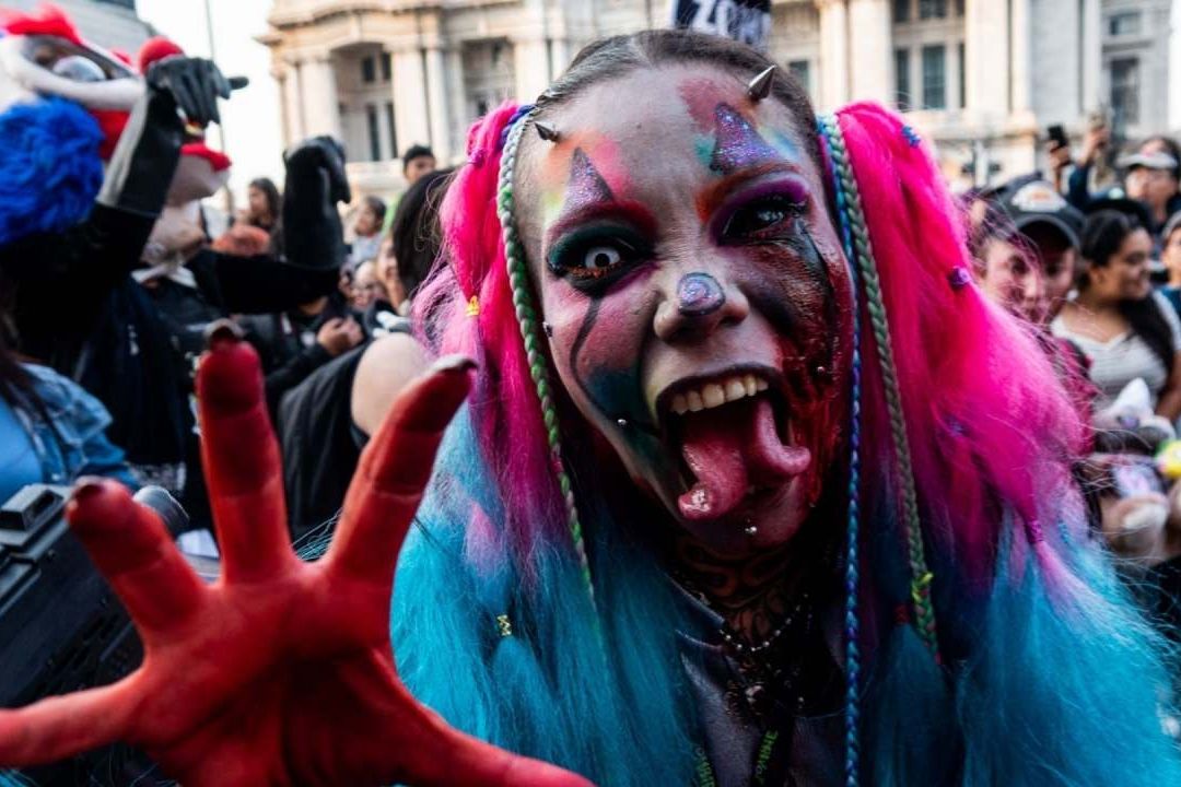 Marcha Zombie 2023 en CDMX, miles participan