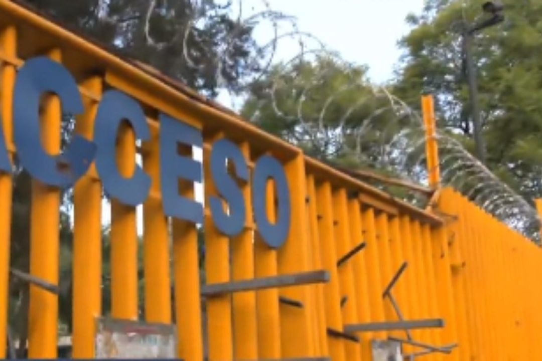 Instalaciones del CCH Azcapotzalco continúan tomadas