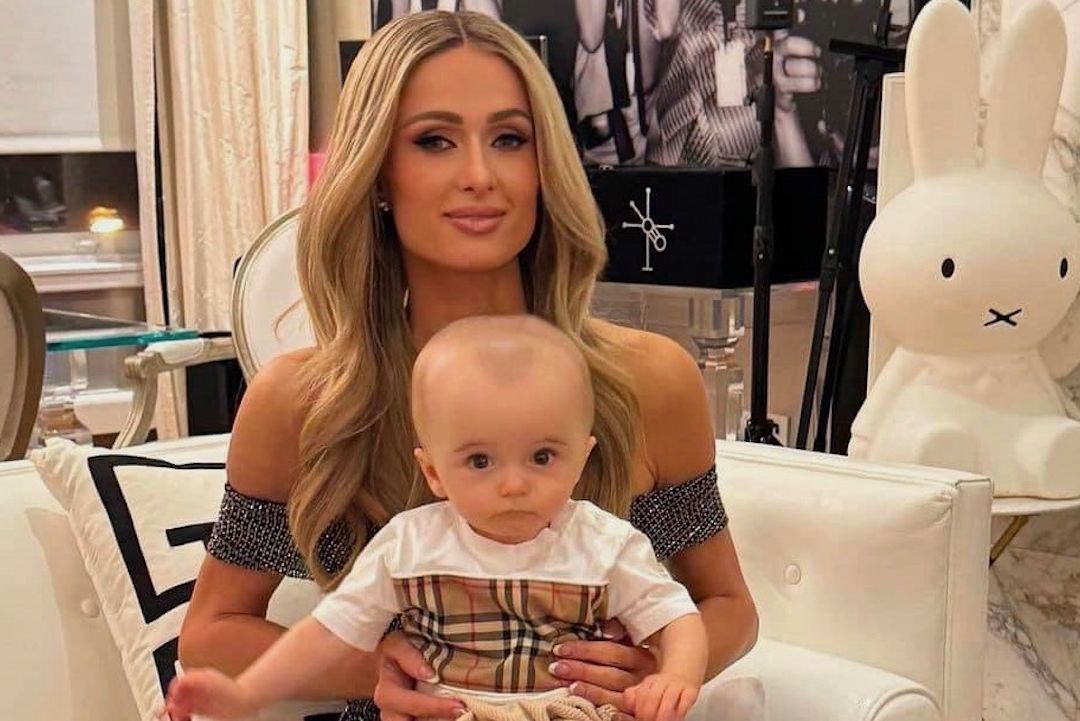 Paris Hilton y su hijo Phoenix en Nueva York