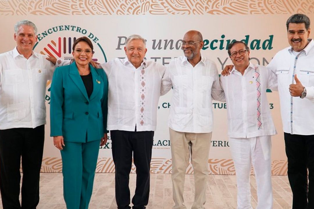 Líderes latinoamericanos reunidos en Palenque discuten migración.