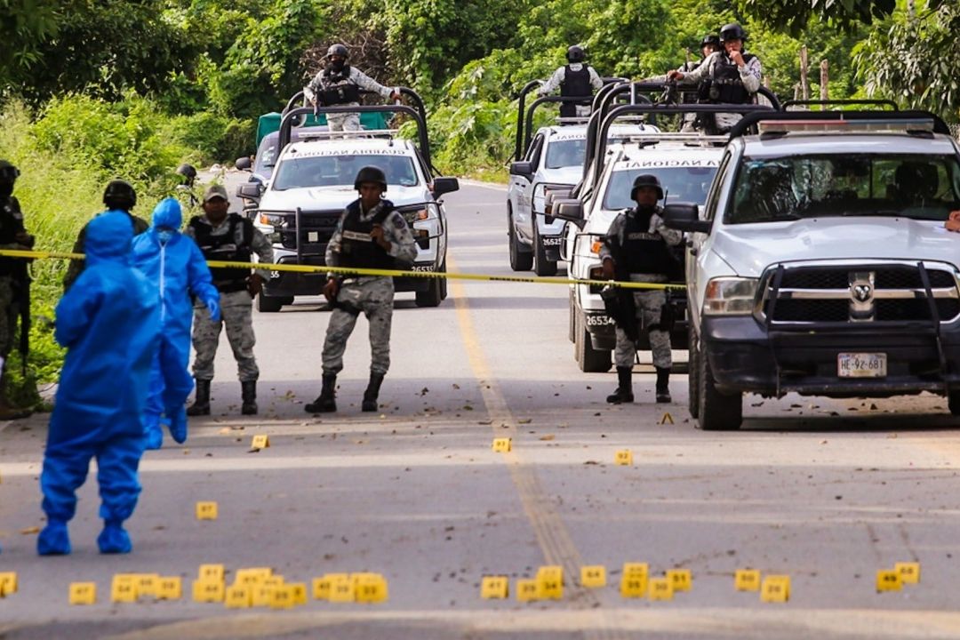 Despliegan a la GN tras asesinato de 13 policías en Coyuca de Benítez, Guerrero