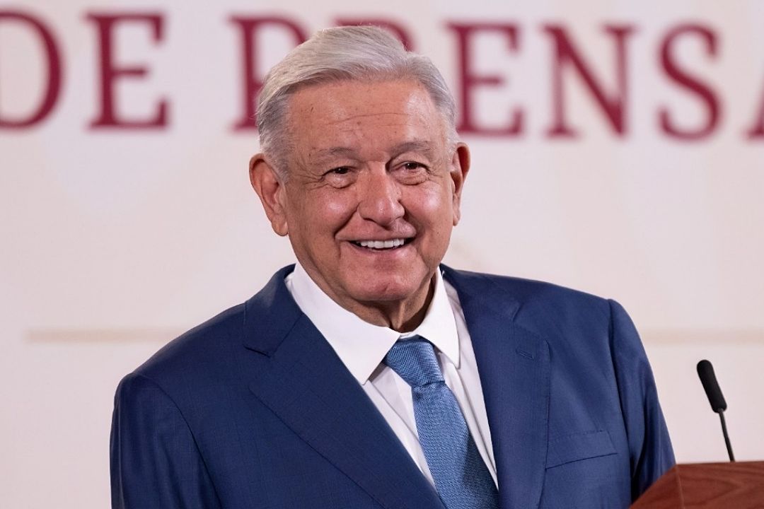 El presidente Andrés Manuel López Obrador presenta su mañanera desde Palacio Nacional