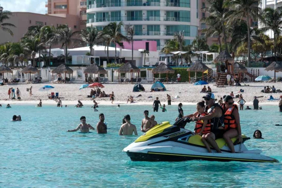 Megapuente de Noviembre 2023: ¿Qué Días Serán de Descanso por Fin de Semana Largo?