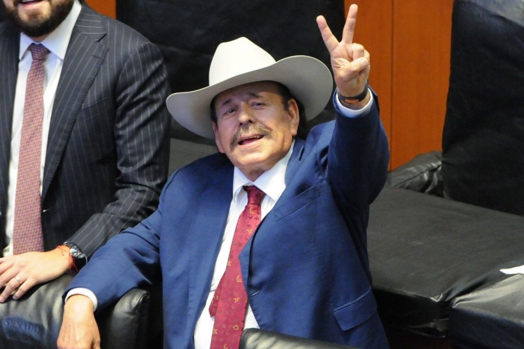 El senador de Morena por Coahuila Armando Guadiana Tijerina atenderá su salud en Houston