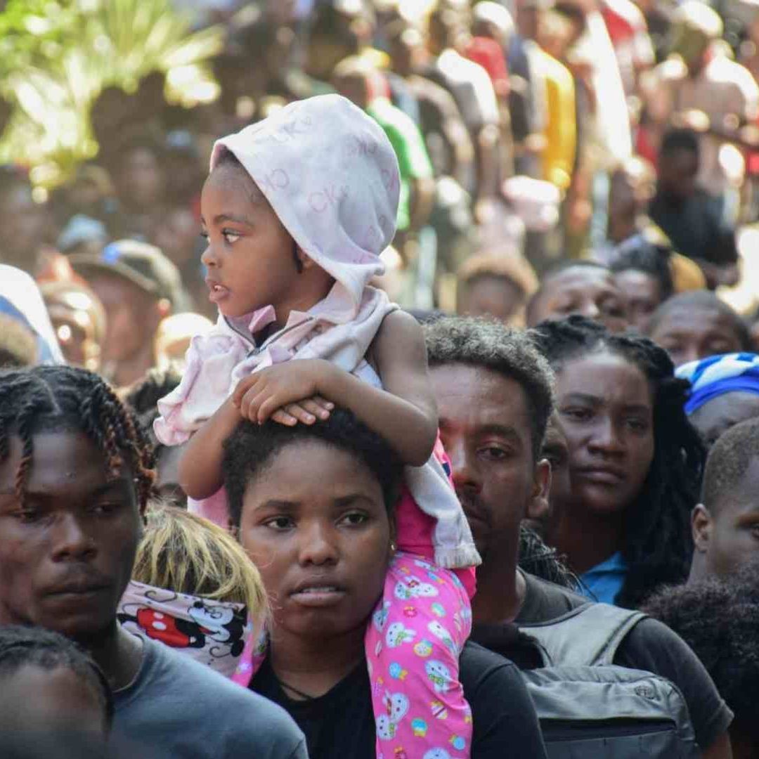 En México, niños migrantes haitianos son víctimas de la discrminación por su idioma y color de piel