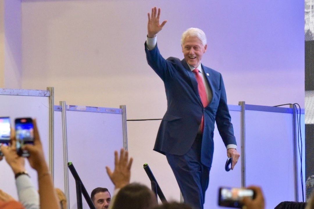 Bill Clinton: "El Mayor Problema de México es Lidiar con la Violencia de Cárteles"