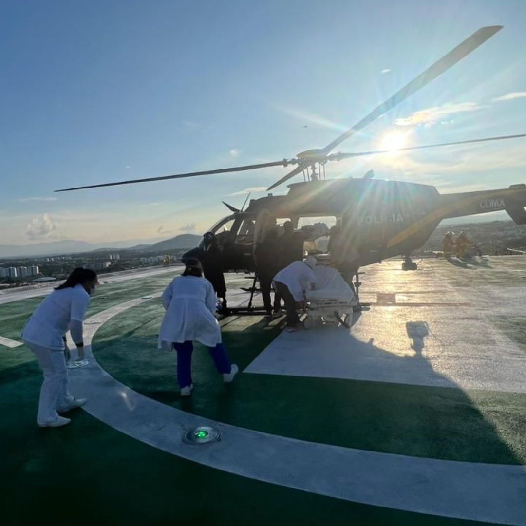Traslado aéreo de bebés de Acapulco a Morelso