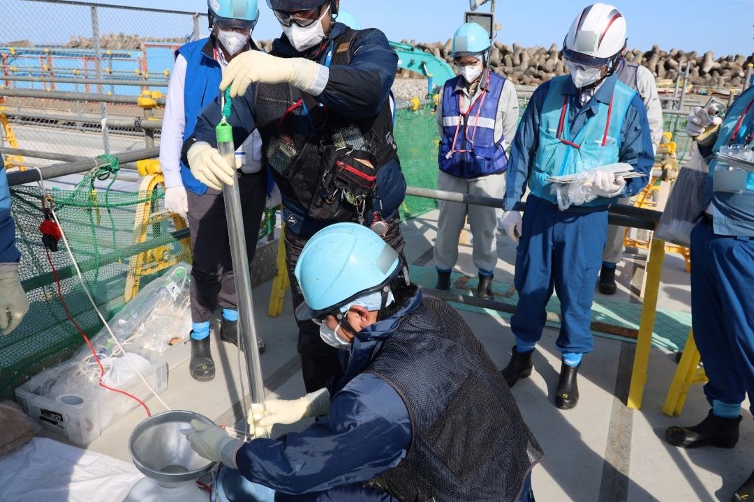 La planta de energía nuclear de Fukushima explotó después del tsunami que golpeó el país en marzo del año 2011
