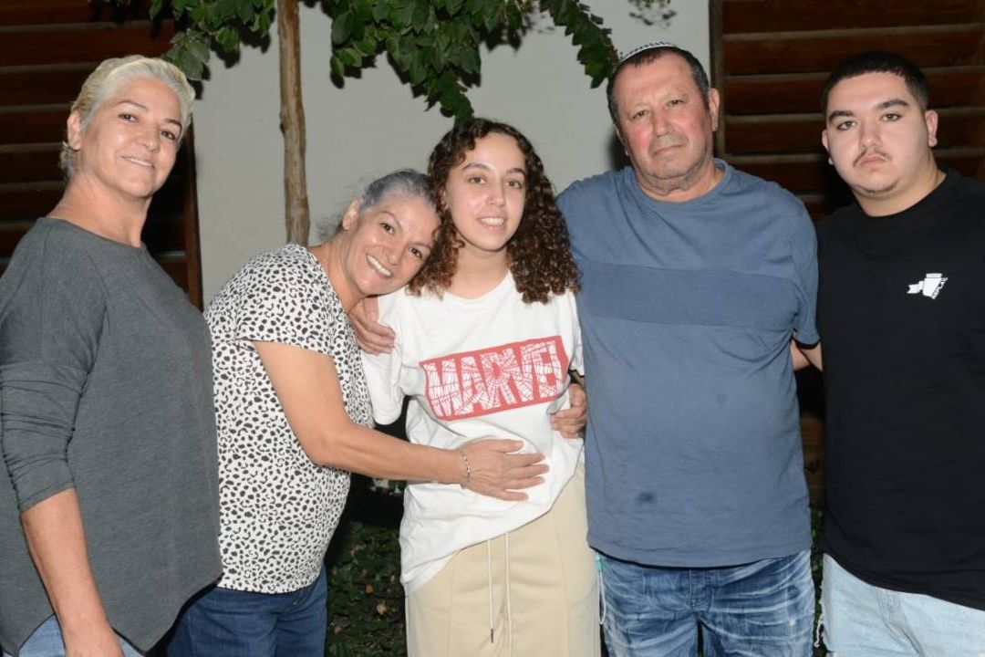 Israel libera a soldado israelí secuestrada por Hamás