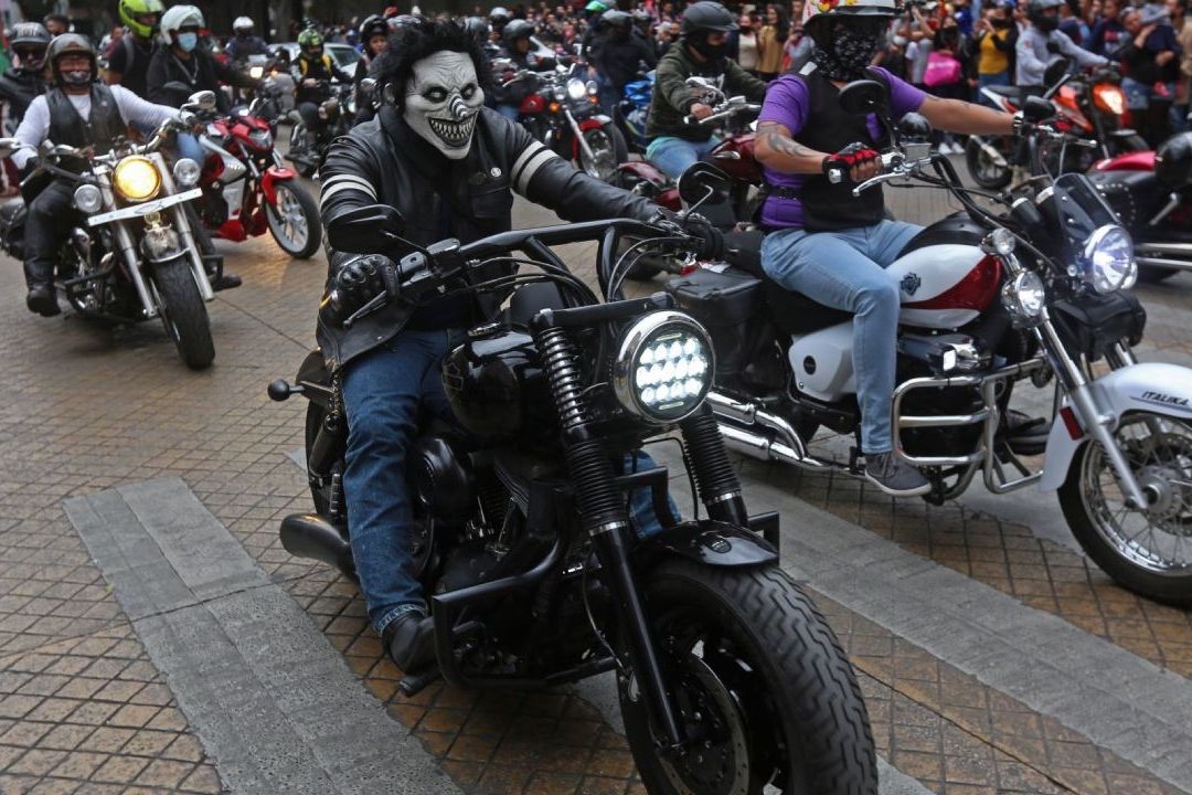 Grupos de motociclistas harán una Mega Rodada del Terror Hoy con motivo de Halloween en diferentes partes de CDMX