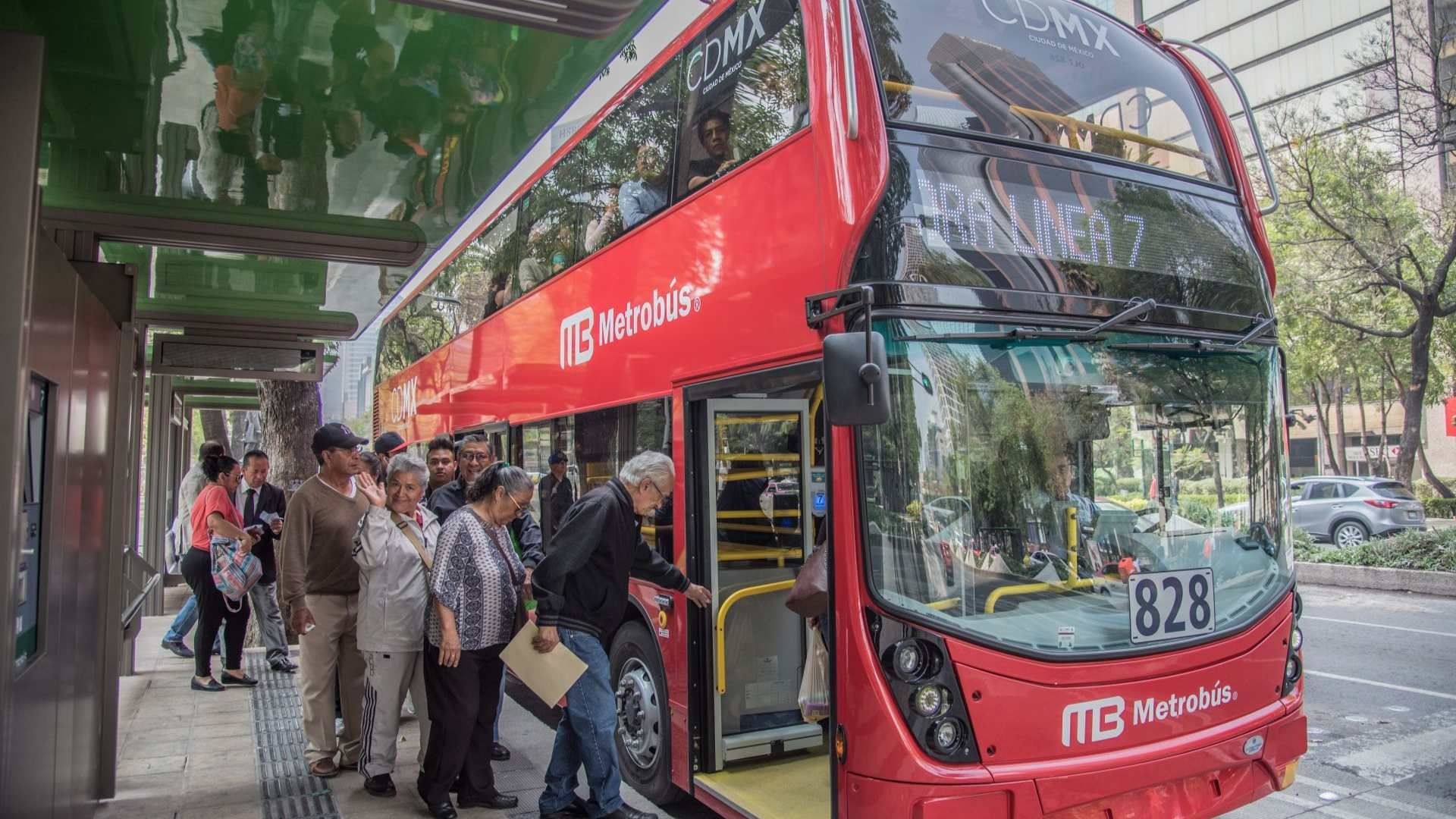 Metrobús de Reforma a Tacubaya de la Línea 7